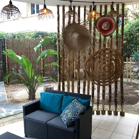 Rez De Jardin